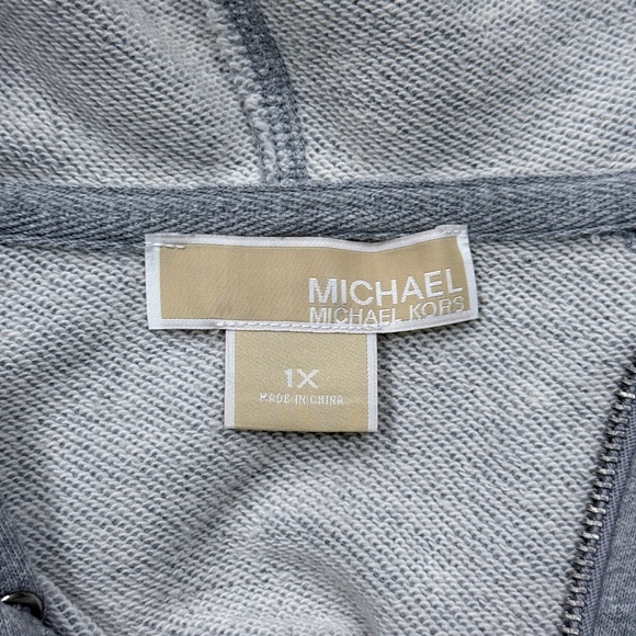 🌺 Plus Size Michael Kors 1X Zip Hoodie – Silver Studded, Cozy Holiday Sparkle - Picture 4 of 10